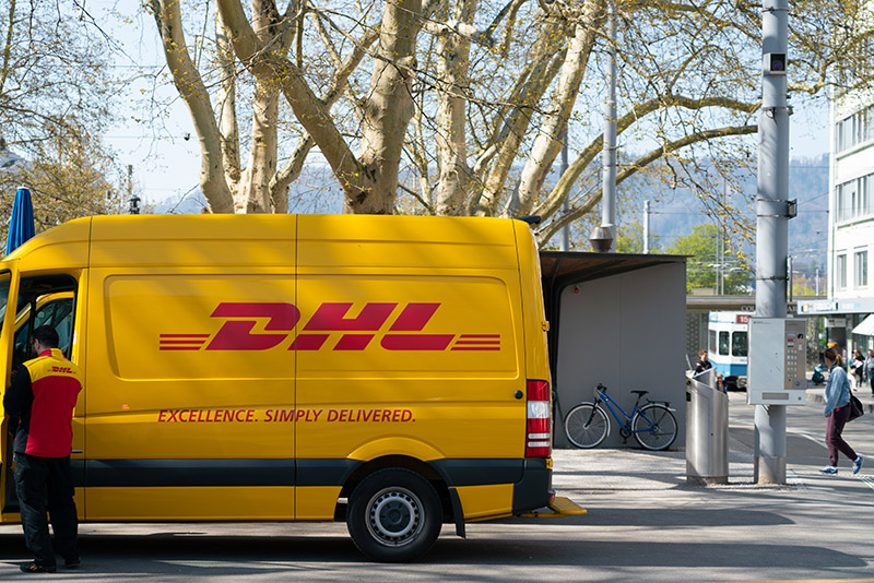 dhl delivery van