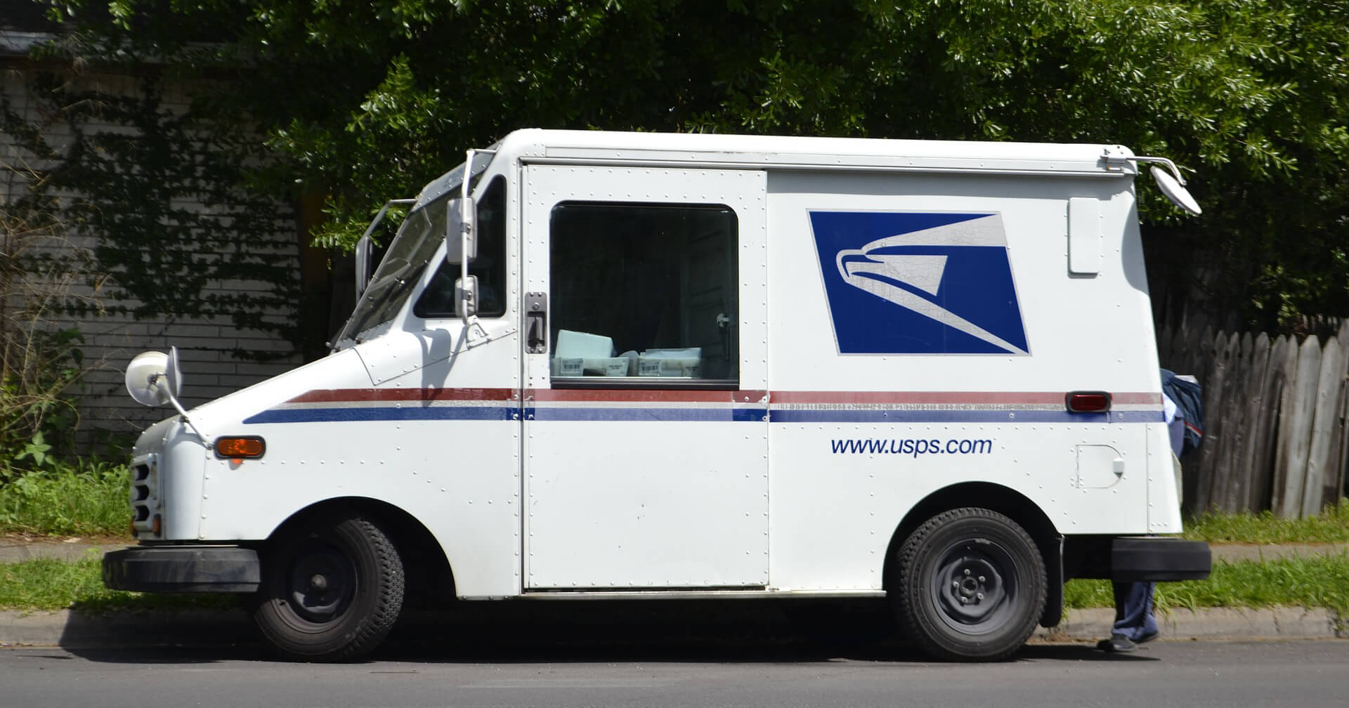 How to schedule a free USPS Pickup