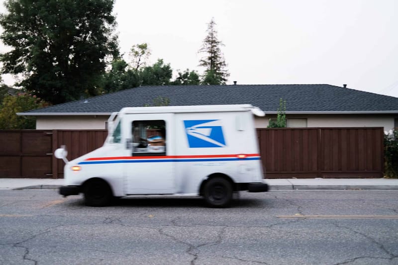 Choosing the Right Service: USPS First Class vs Priority vs Ground